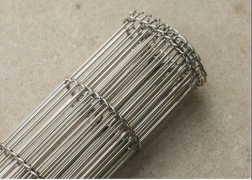 0.9mm المقاومة للحرارة الشبكة السلكية المسطحة الحزام الناقل للصناعية