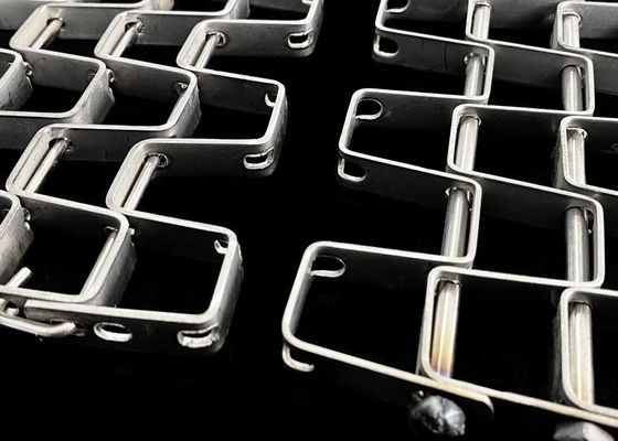 حزام ناقل خلية نحل من الفولاذ المقاوم للصدأ لنقل زجاجات البيرة